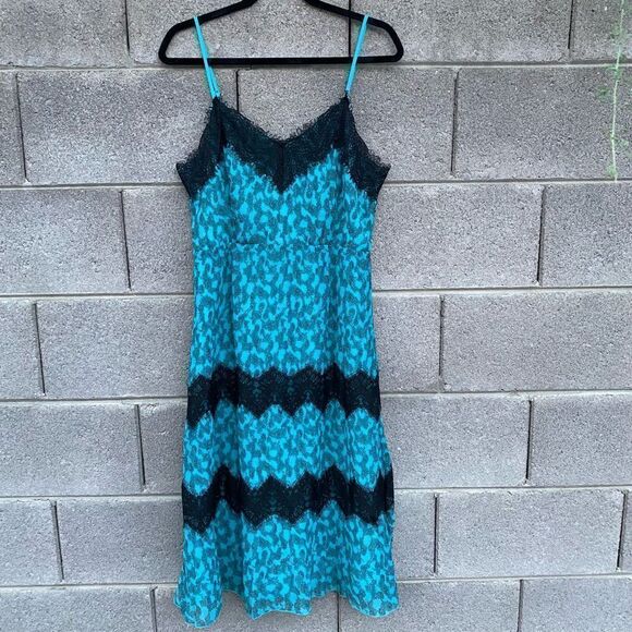 chinese dress ladies Foxiedox White/Blue Halina Lace Bow Tied Strap Midi Dress NWT- Size S – The  Saved Collection main image 0